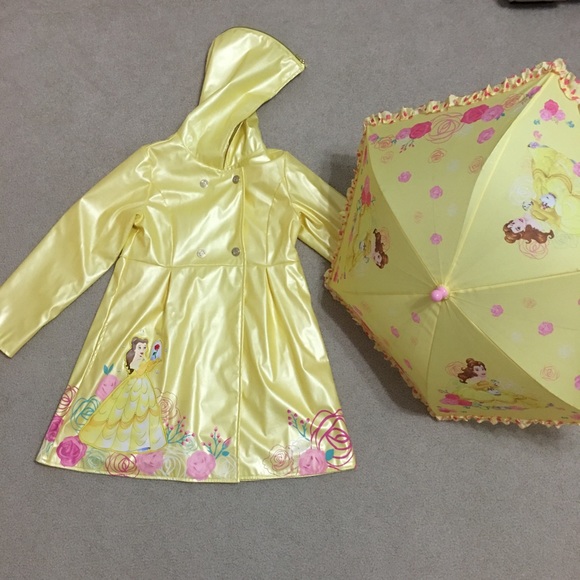 Disney Other - Disney Belle Beauty & the Beast Raincoat Set 9/10